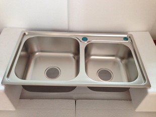 维可特价水槽套餐 新款8143不锈钢洗菜盆 304小方角一体双槽