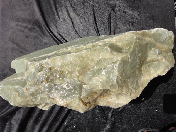 新疆矿石种类图片