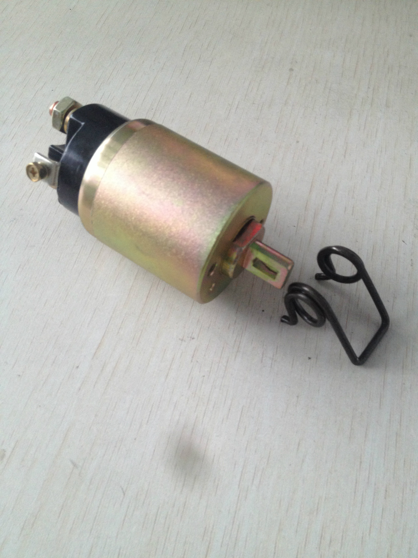 车用起动机电磁开关 磁力开关 起动机配件 汽车开关 12v图片_6