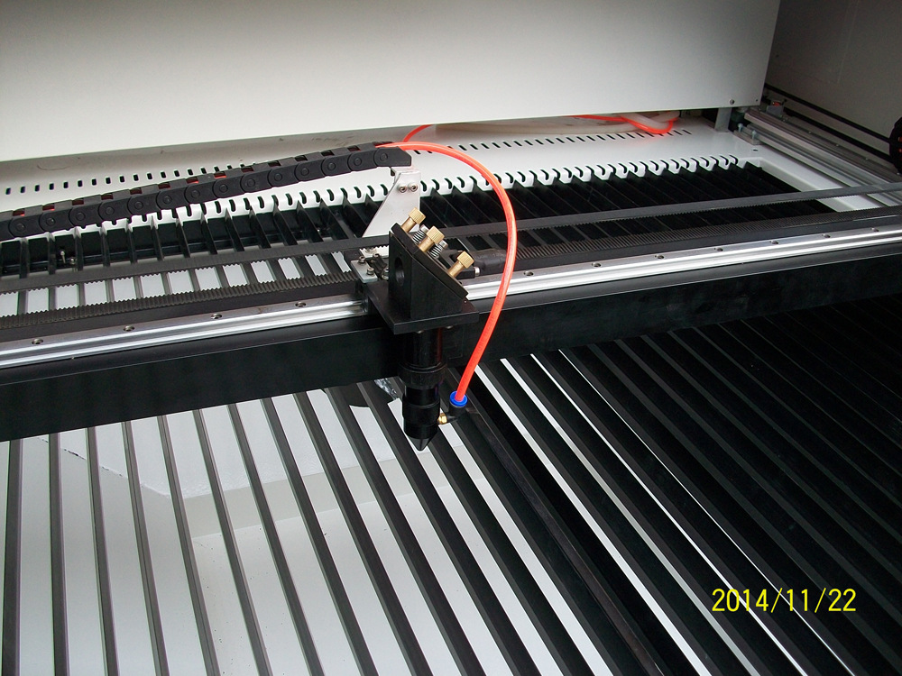 济南激光雕刻机 激光葫芦烙画机 厂家直销