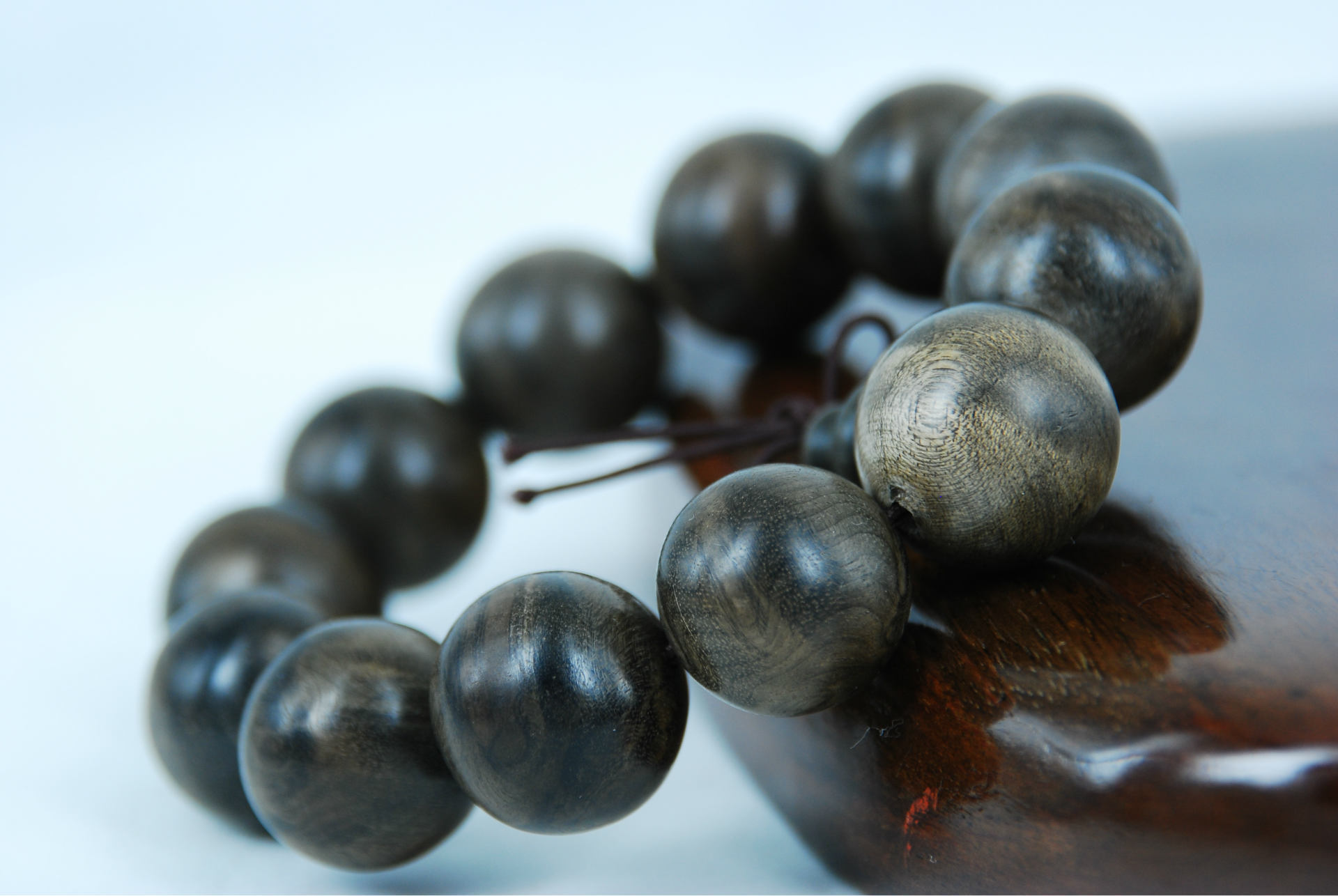 天然金丝楠木阴沉木 男女士佛珠手串2.0mm精美水波纹留疤影子