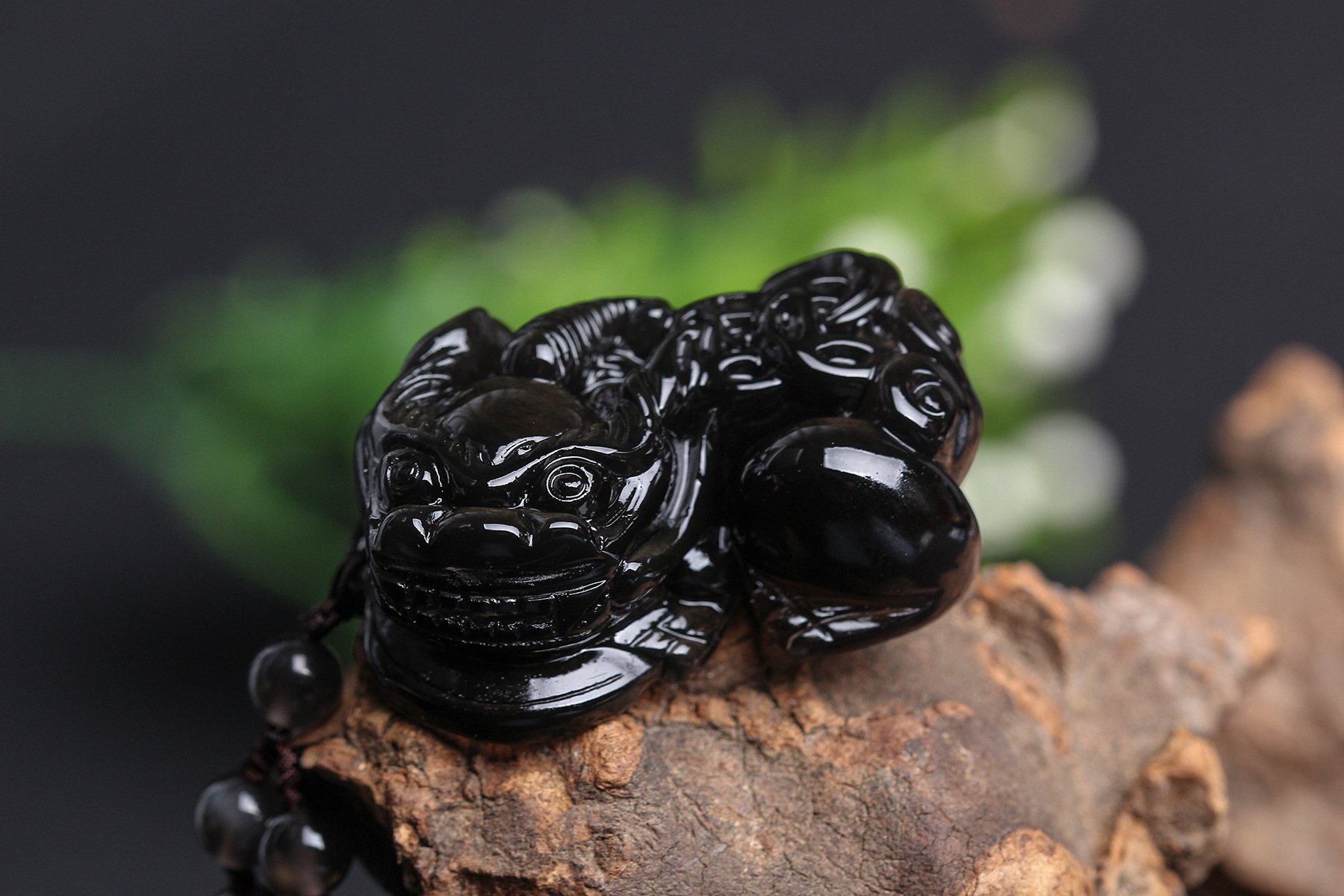 天然冰种彩虹眼黑曜石吊坠 招财貔貅转运项链 东海水晶3a挂坠批发