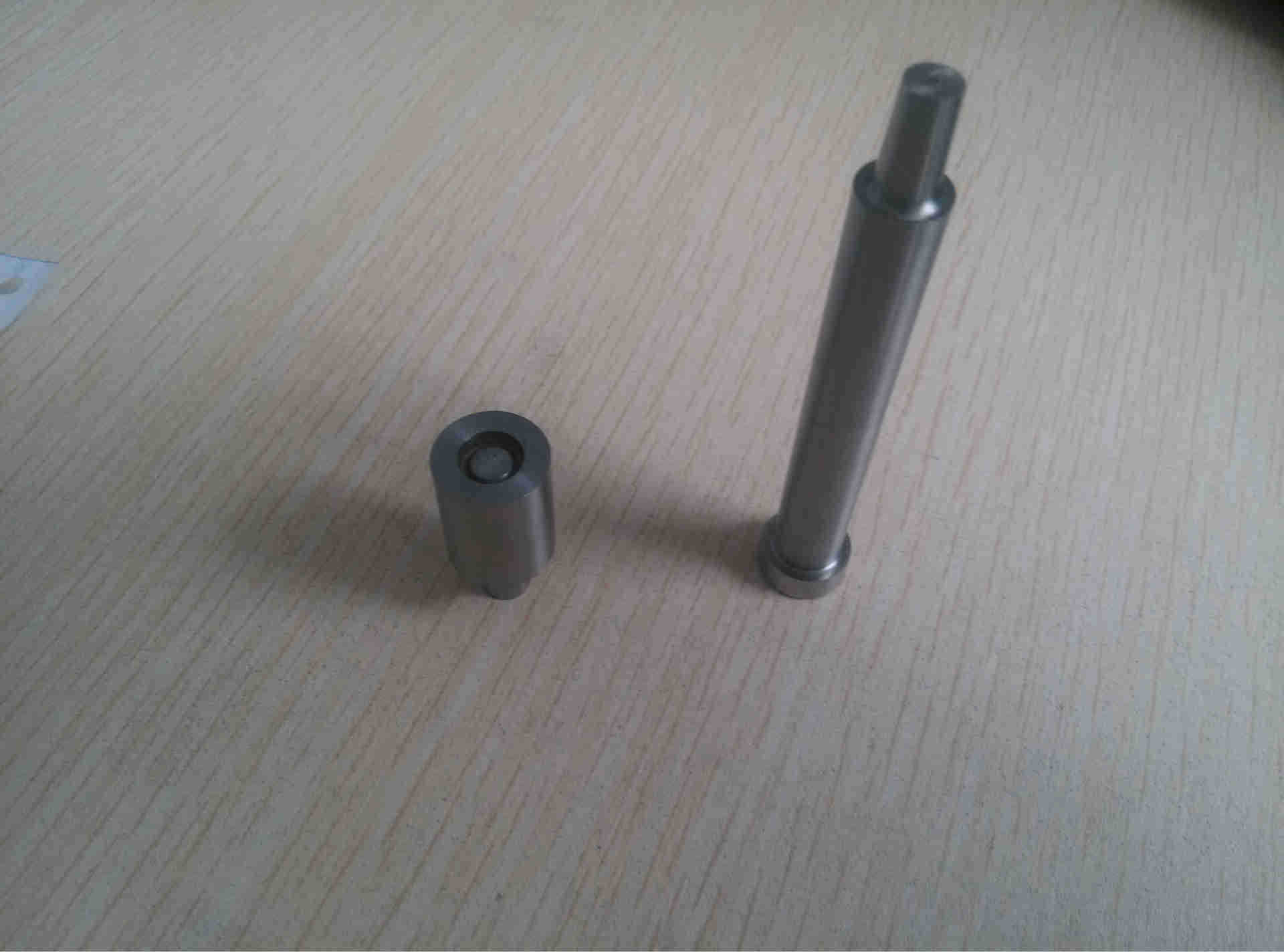 山东济南无铆钉连接设备专用模具 压铆机模具 镀锌板压接机模具详情