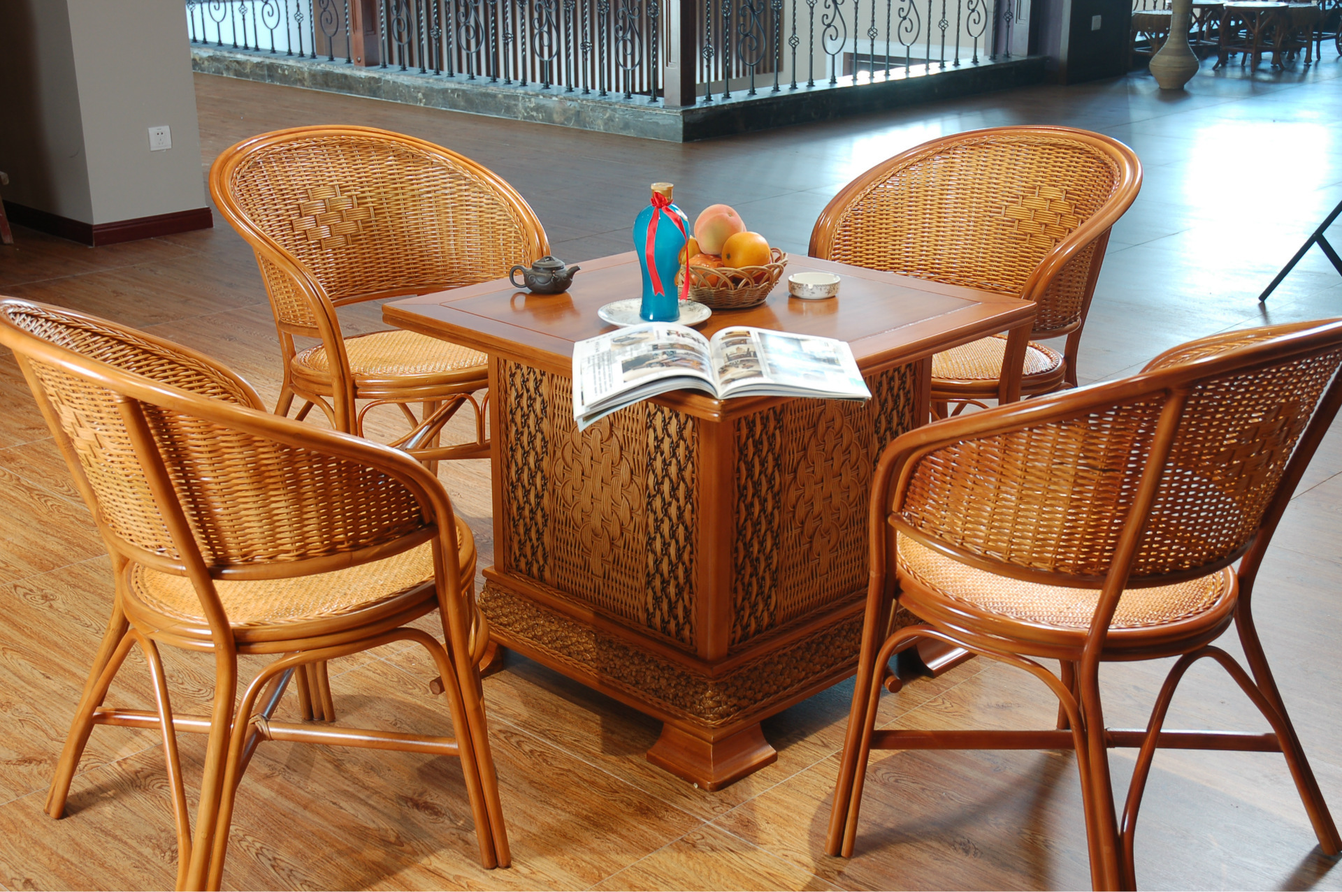 皇曼国贸 藤家具藤沙发桌椅套件组合三件套户外阳台方茶海黄色