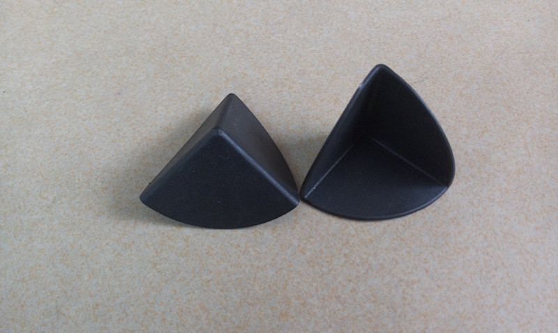 黑色鱼缸包角90度保护角木箱保护玻璃缸三面护角防撞塑料pvc