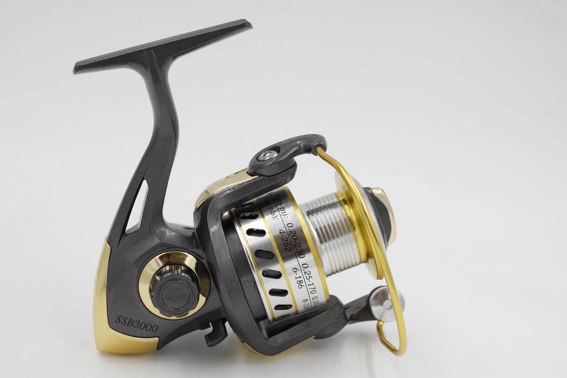 希诺渔轮2015新品ssb渔线轮渔轮鱼轮鱼线轮海竿轮路亚渔具批发