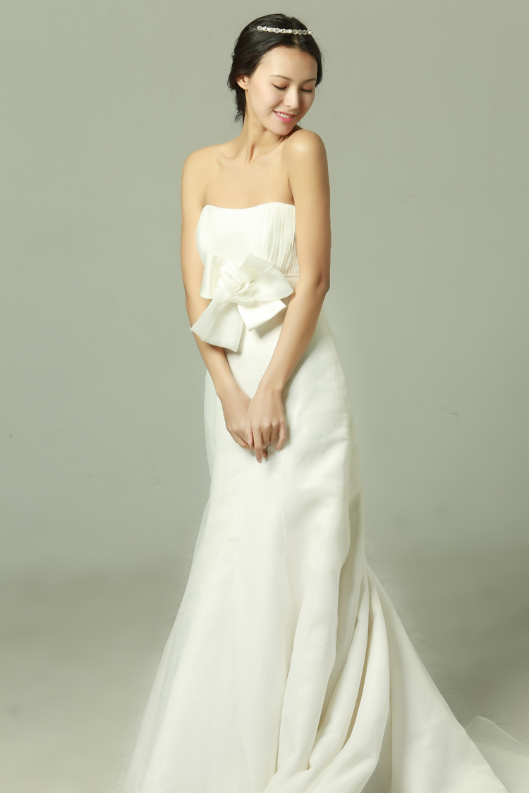 欧美风新款抹胸蝴蝶结新娘婚纱 甜美公主齐地婚纱 性感婚纱