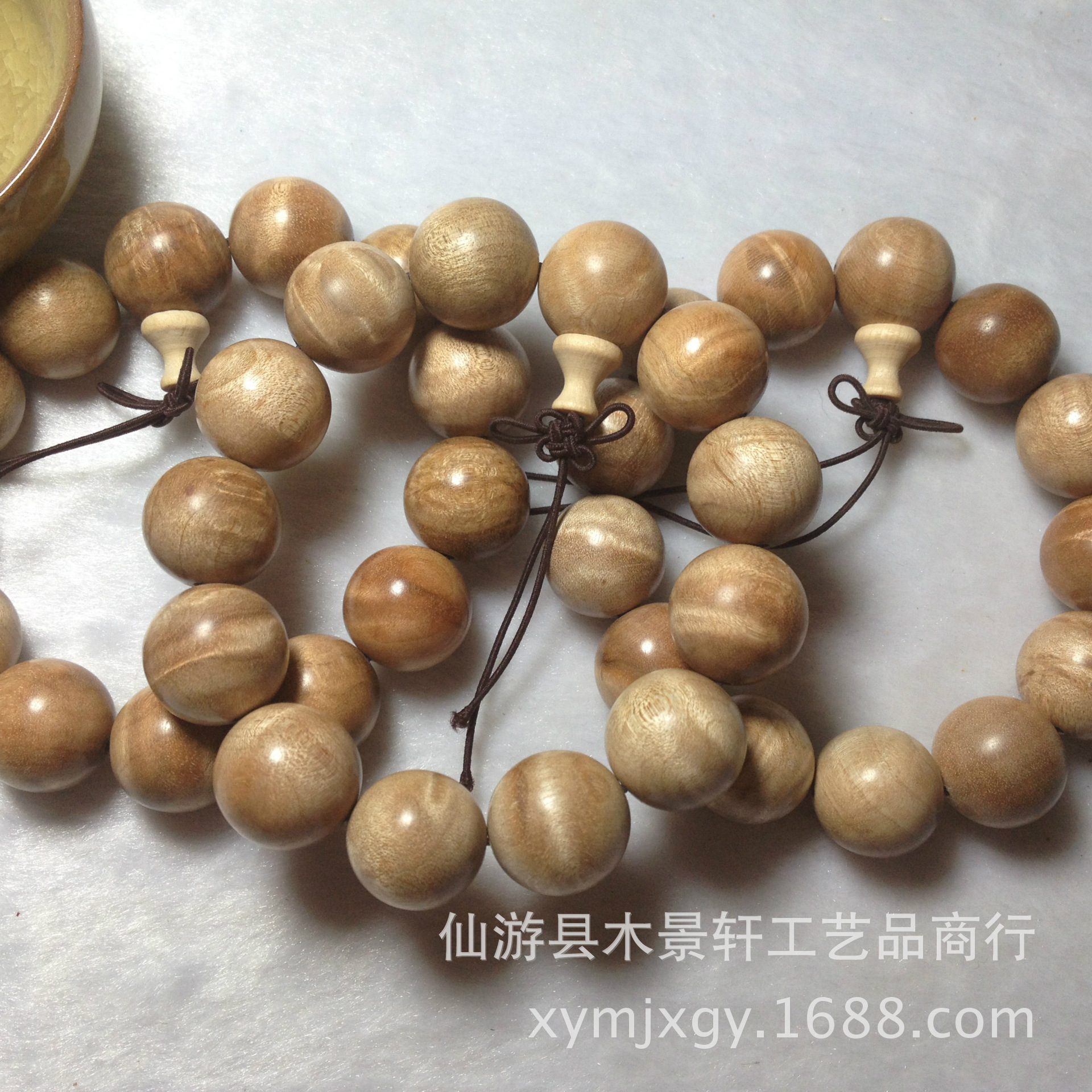 四川大叶桢楠手串 金丝楠木满水波纹20mm佛珠手链 收藏送礼批发