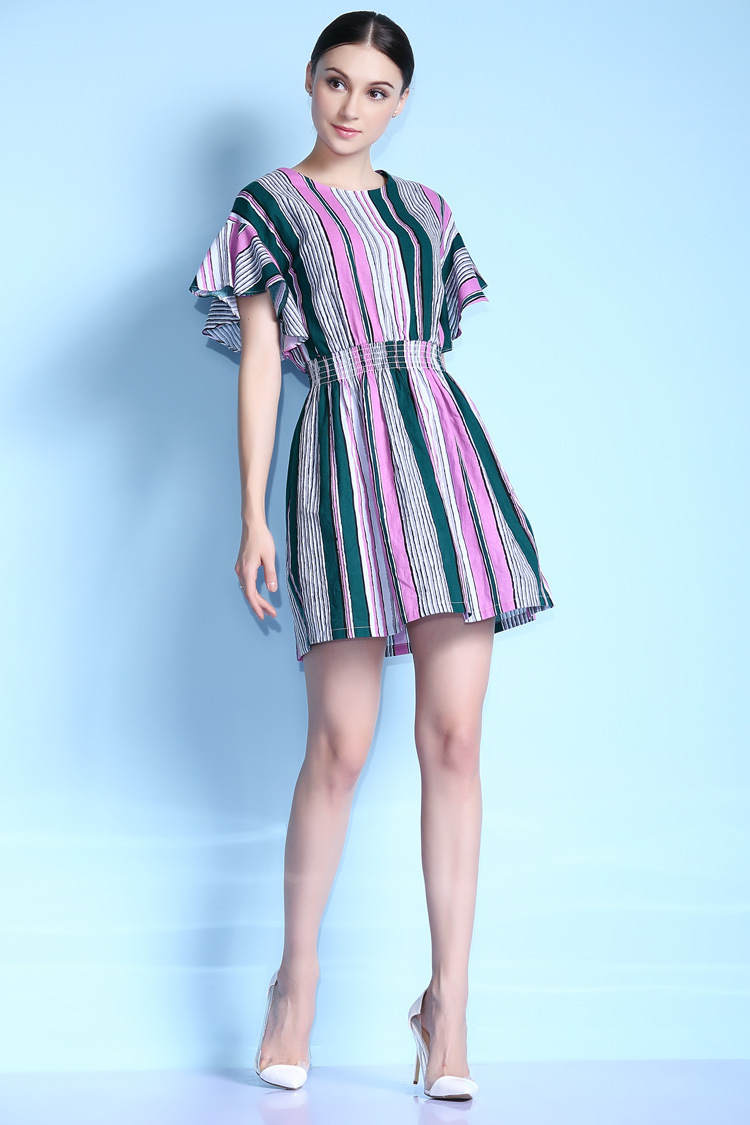 【每日衣览】圆领荷叶袖印花a字裙