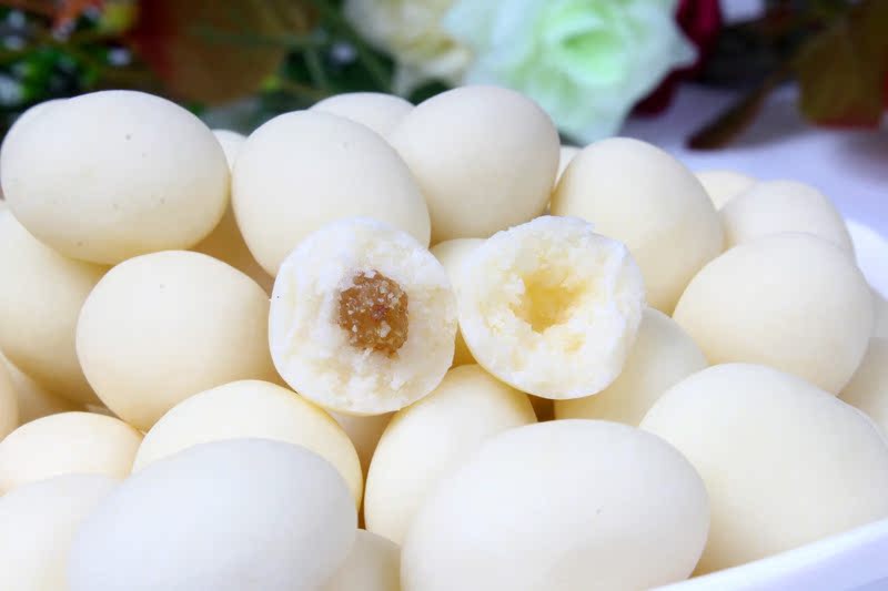 内蒙古特产天美华乳 牛奶提子豆罐装290g 夹心奶提子 一件代发