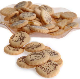 儿童健康饼干 日本宝制果高钙运动图案饼干260克*20袋/箱