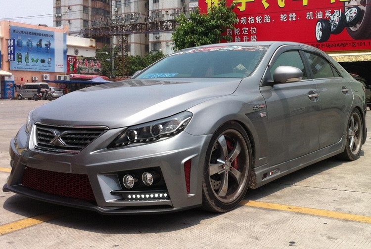 江西南昌丰田锐志战斗版大包围 丰田锐志大包围 2011款丰田锐志改装大