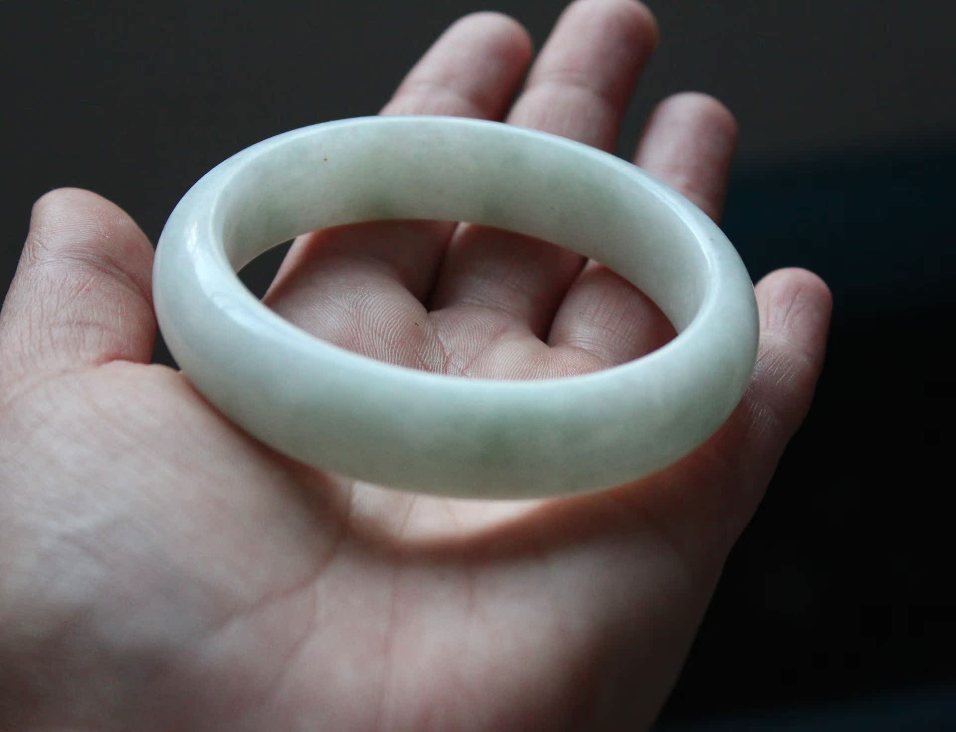 供应天然翡翠玉石a货糯种飘花手镯 飘花翠贵州翡翠玉石玉手镯批发