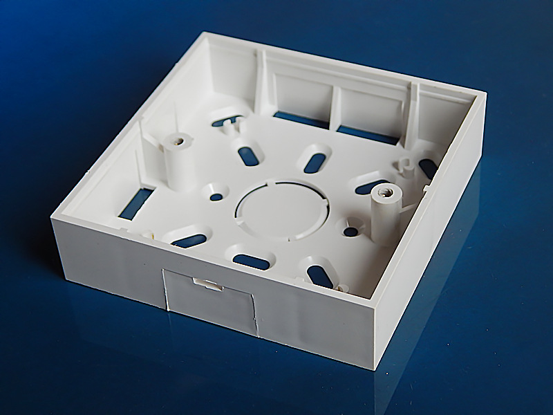 86型超薄底盒 白色pvc接线盒 明装