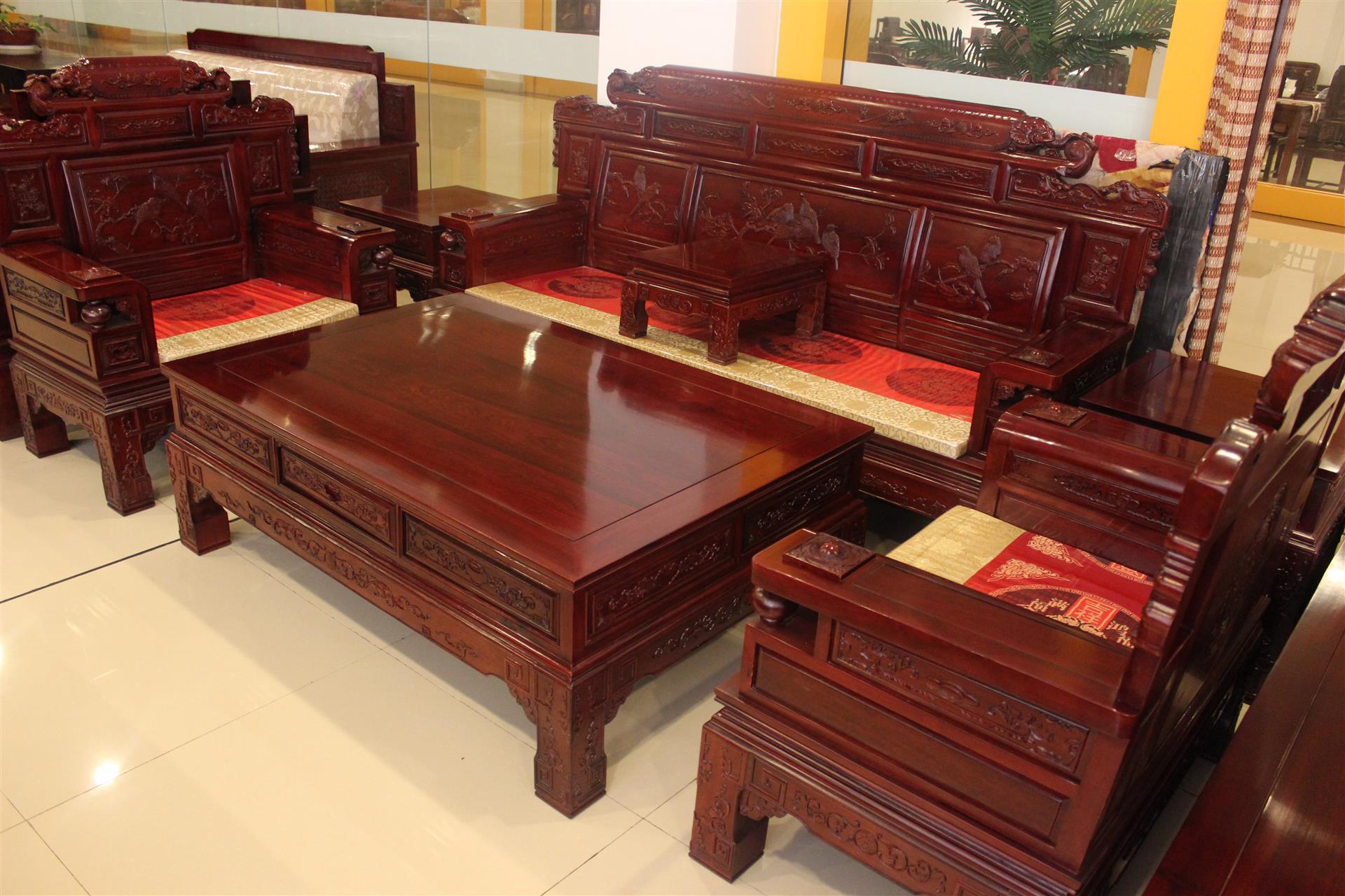 古盈轩红木家具厂 【风格】:明清古典 【名称】:财源滚滚沙发 【结构