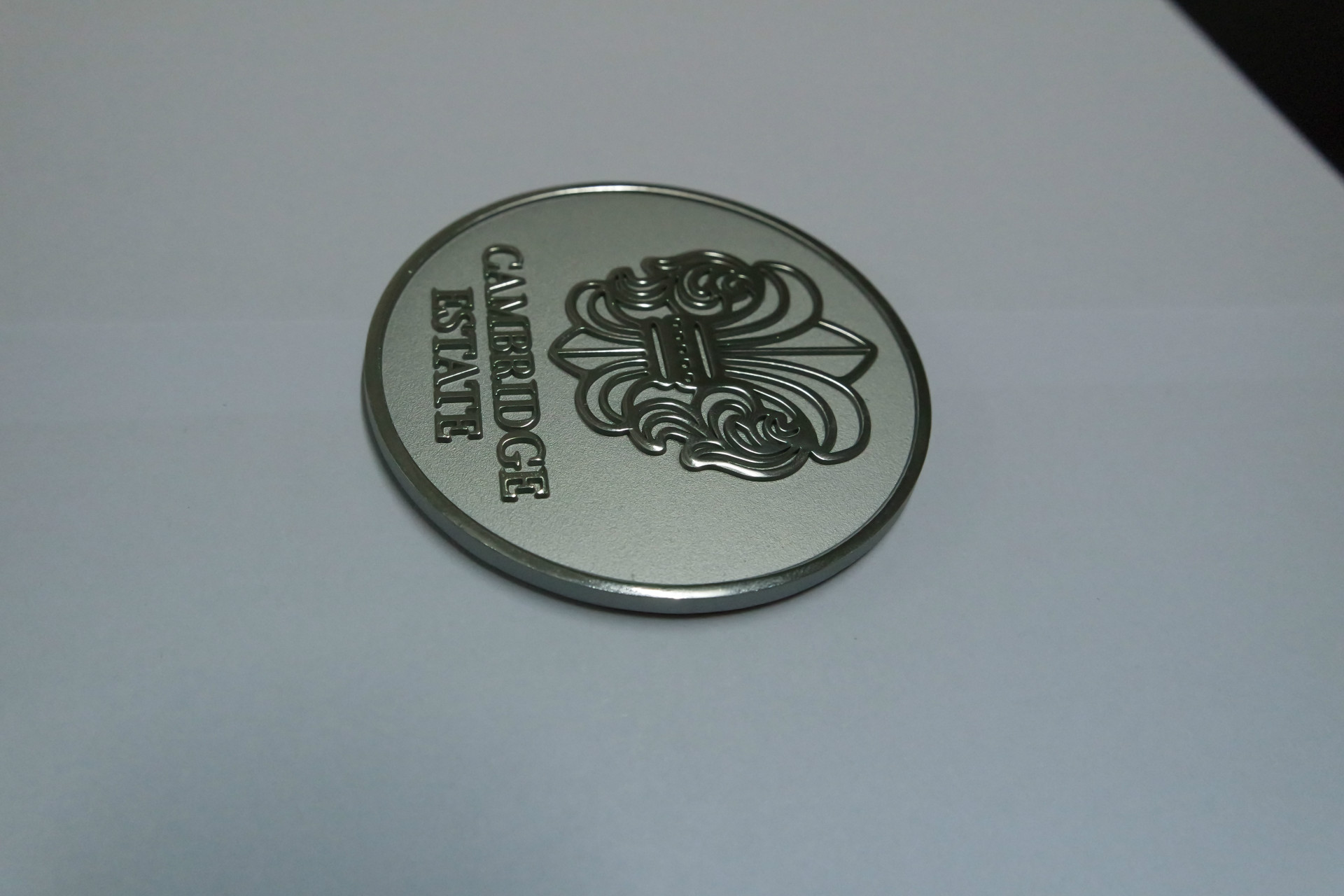优质厂家批发 金属工艺 合金徽章 烤漆徽章 喷粉处理徽章 可定制