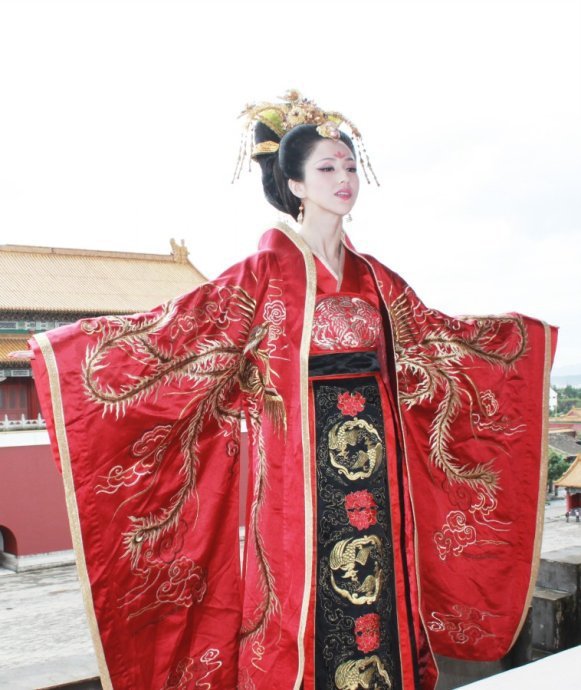 平凡的世界#后宫有皇后,淘宝有阔富,都想麻雀变凤凰