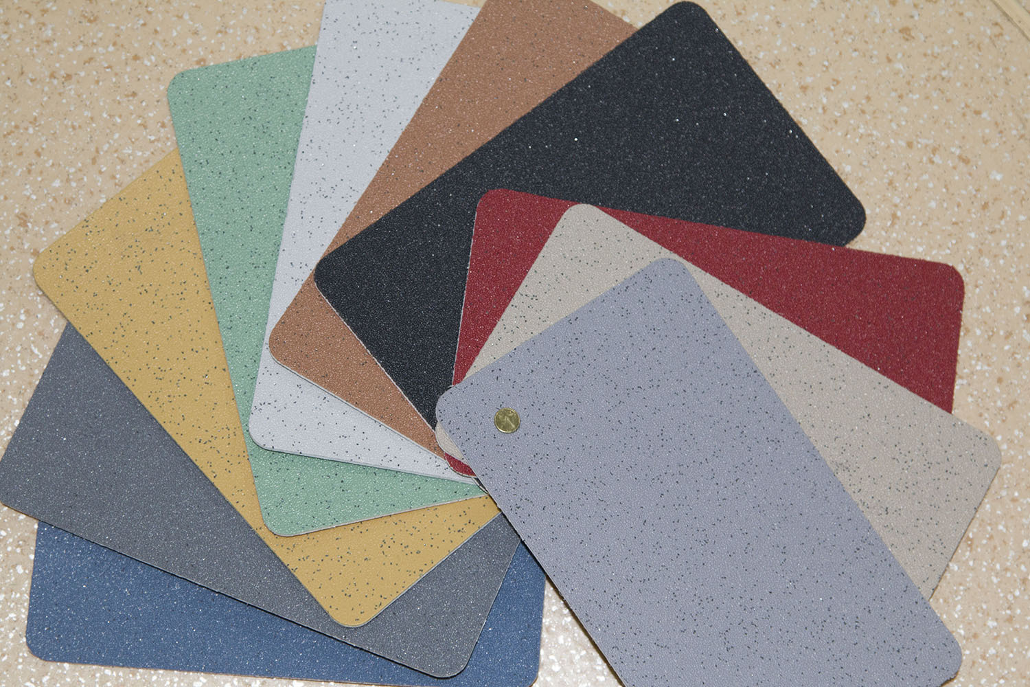 厂家直销金刚砂pvc地板超防滑耐磨 弹性地板 高铁轮船 公交