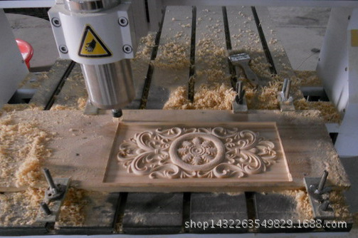 木门浮雕雕刻机 多头雕刻机数控 镂空家具雕刻机 1325/1