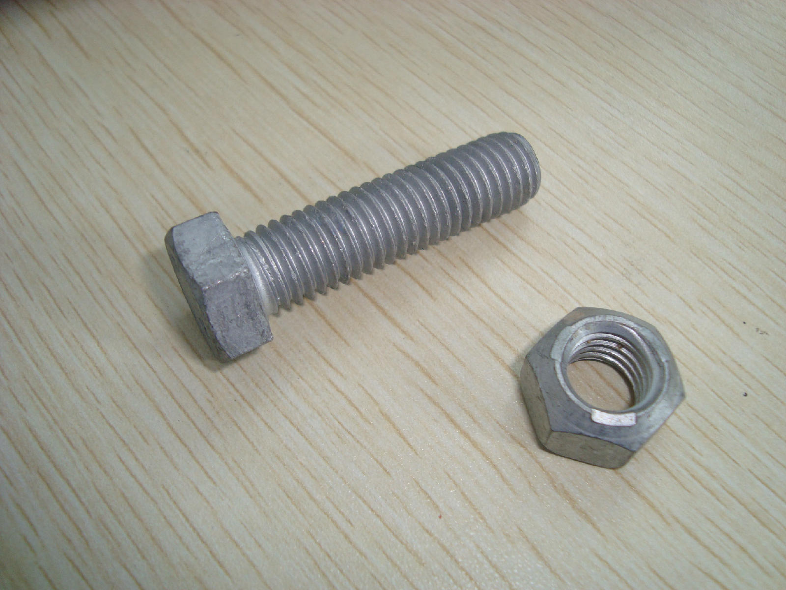 江西紧固件提供镀锌螺丝 30栓碳钢螺栓 按吨卖 量大从优