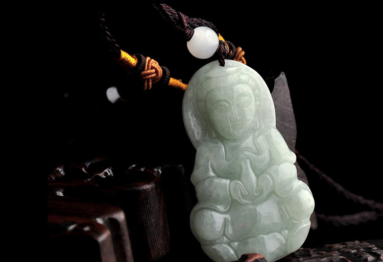 缅甸翡翠a货冰糯玉观音菩萨吊坠 观世音菩萨挂件 保平安 赠玉绳