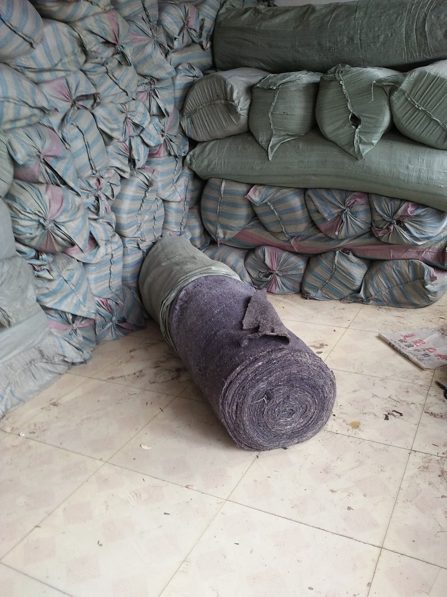 厂家直销 化纤制作 品种多样毛毡包 单肩包 全网低价