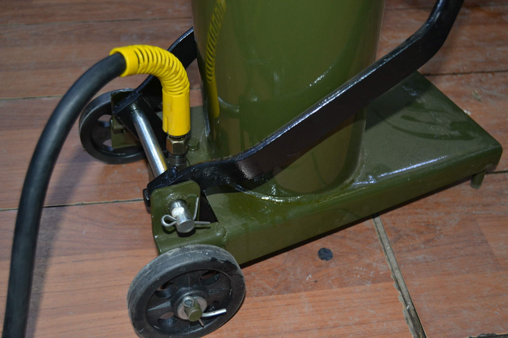 脚踏式注油机/高压注油器 黄油枪 脚踩黄油机/润滑油工具