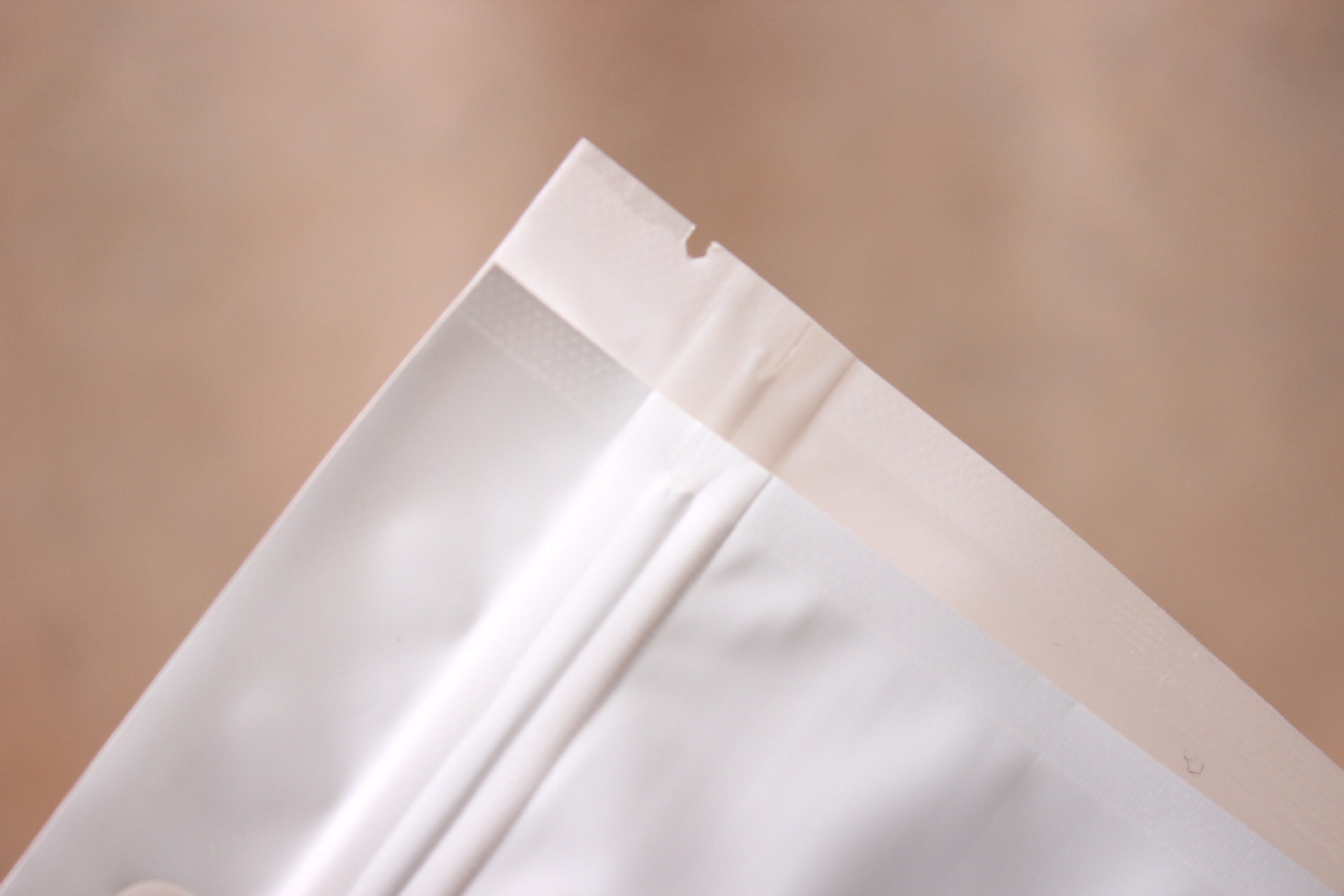 白色珠光白袋子 数据线耳机线袋子 数码产品包装袋 有挂孔自封袋