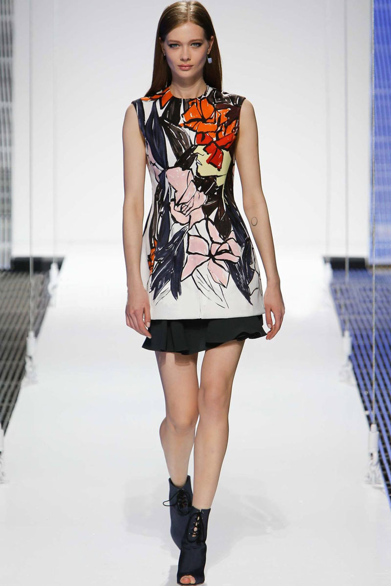 2015欧美早春新款女装抽象花朵印花立体修身短袖时尚连衣裙