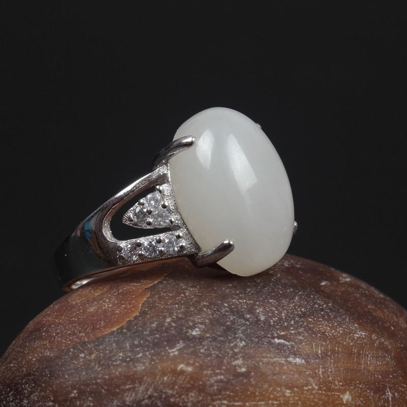 正品天然925银镶嵌新疆和田玉白玉钻戒指精致钻的款是批发