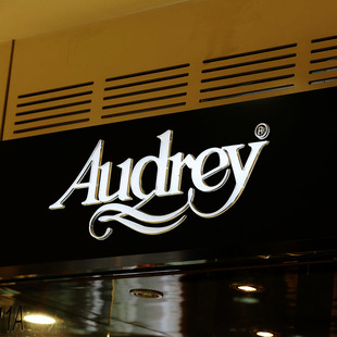 长期供应 不锈钢背发光字 门头招牌字母发光字 不锈钢发光字订做