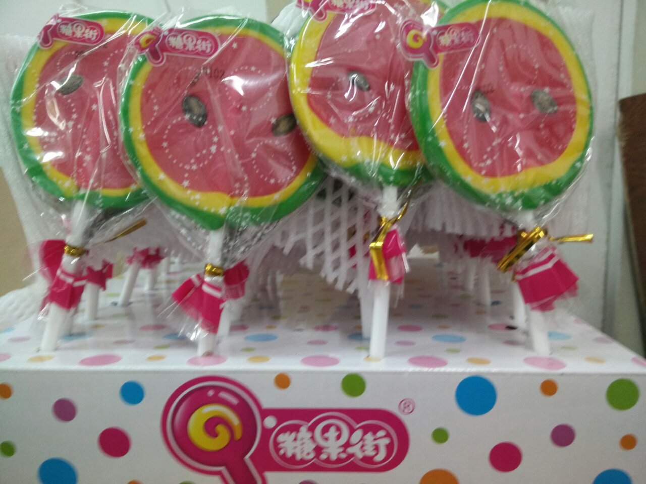 糖果街 棒棒糖 圆形西瓜棒棒糖45g*32支/盒80后怀旧零食