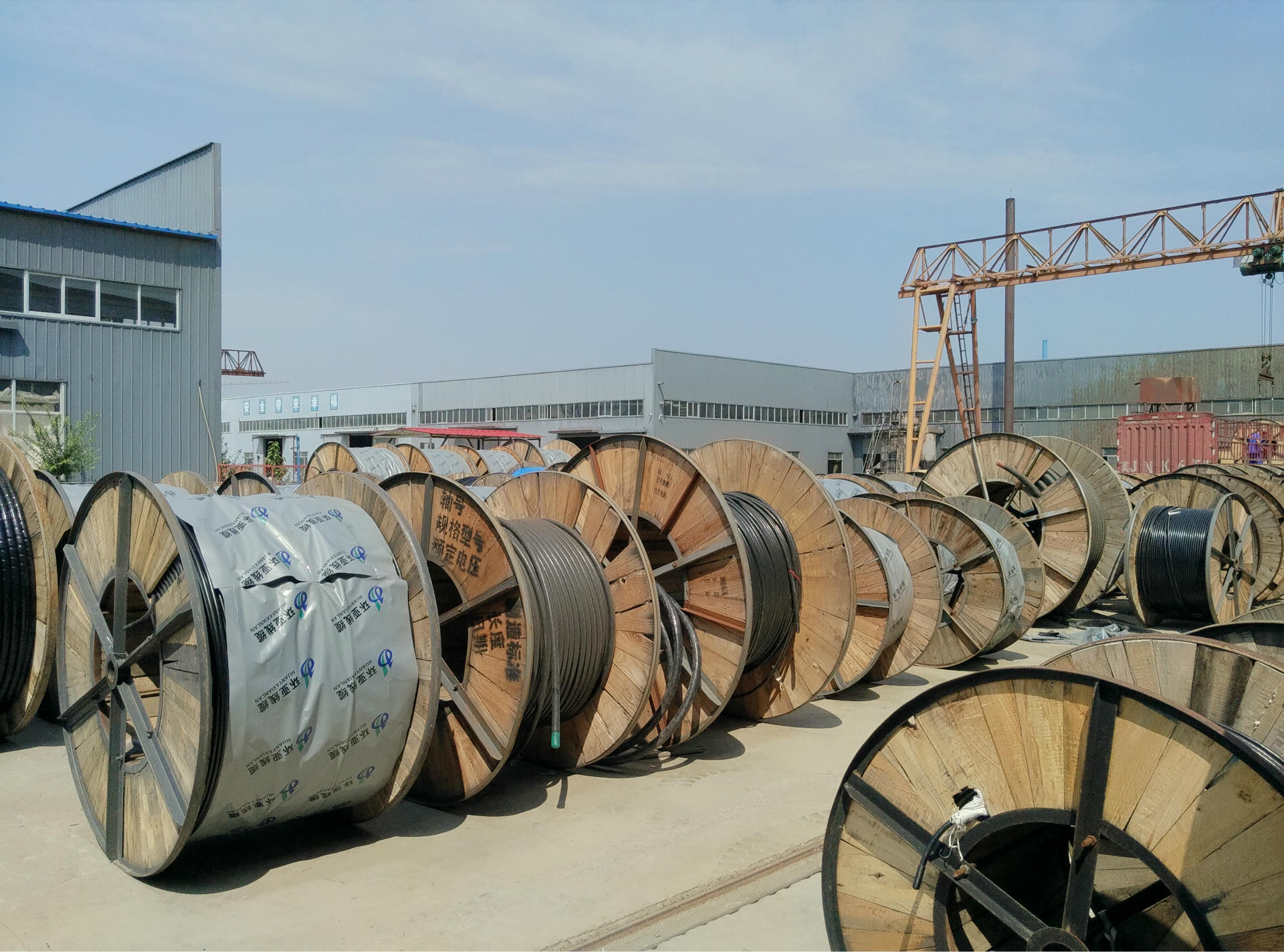 生产厂家 yjv22电缆 4*120 1*70 铜芯 铠装 保电阻 卓越品质