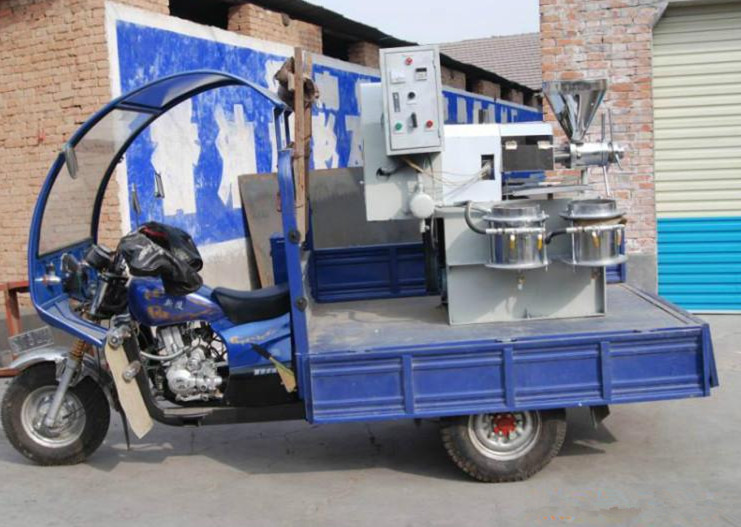 现榨现卖流动榨油机 车载小型食用油榨油机 多功能榨油机